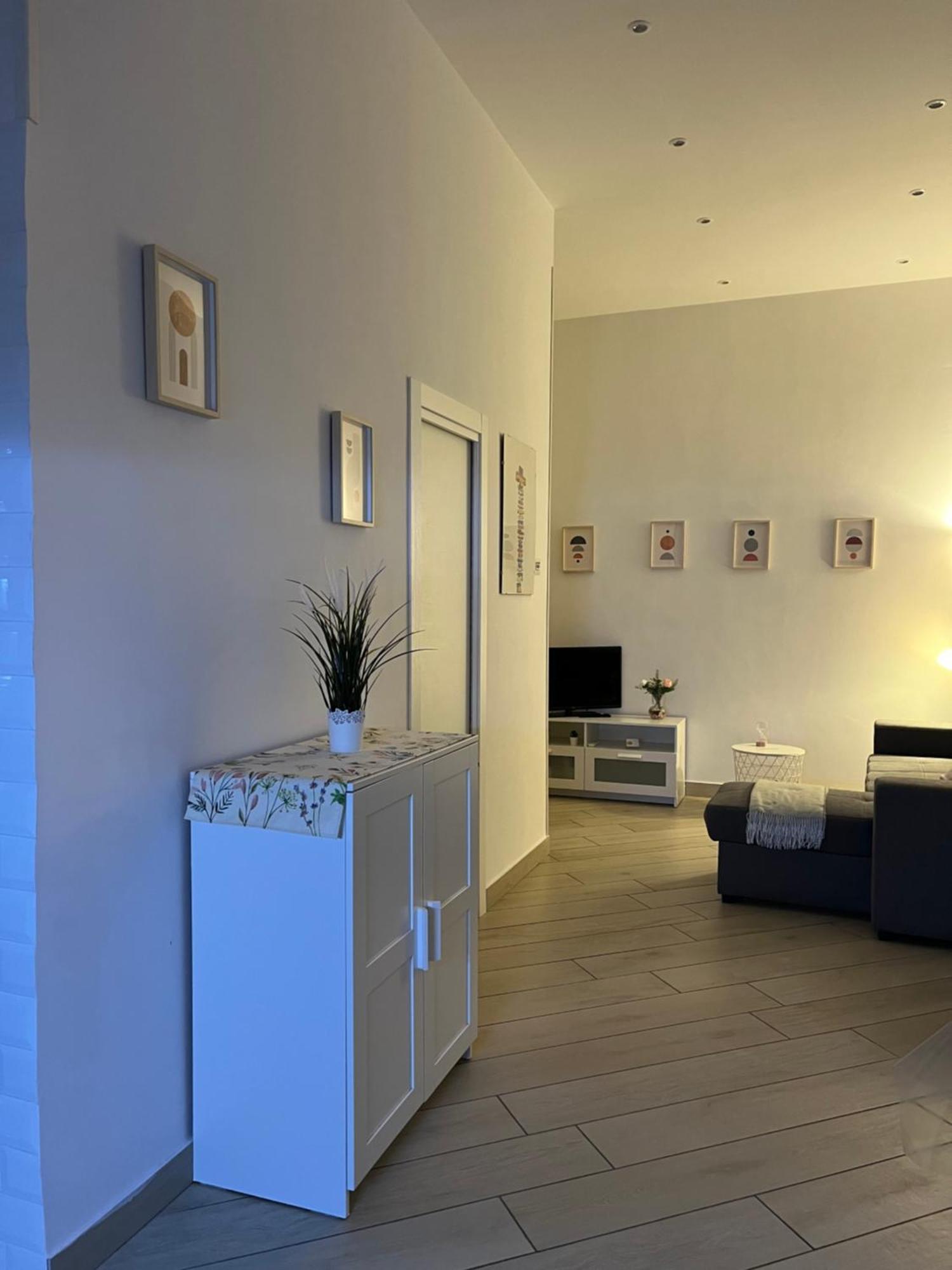 Il Vicoletto Apartment Наполи Екстериор снимка